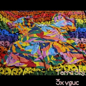 Plus size tropical rainbow top